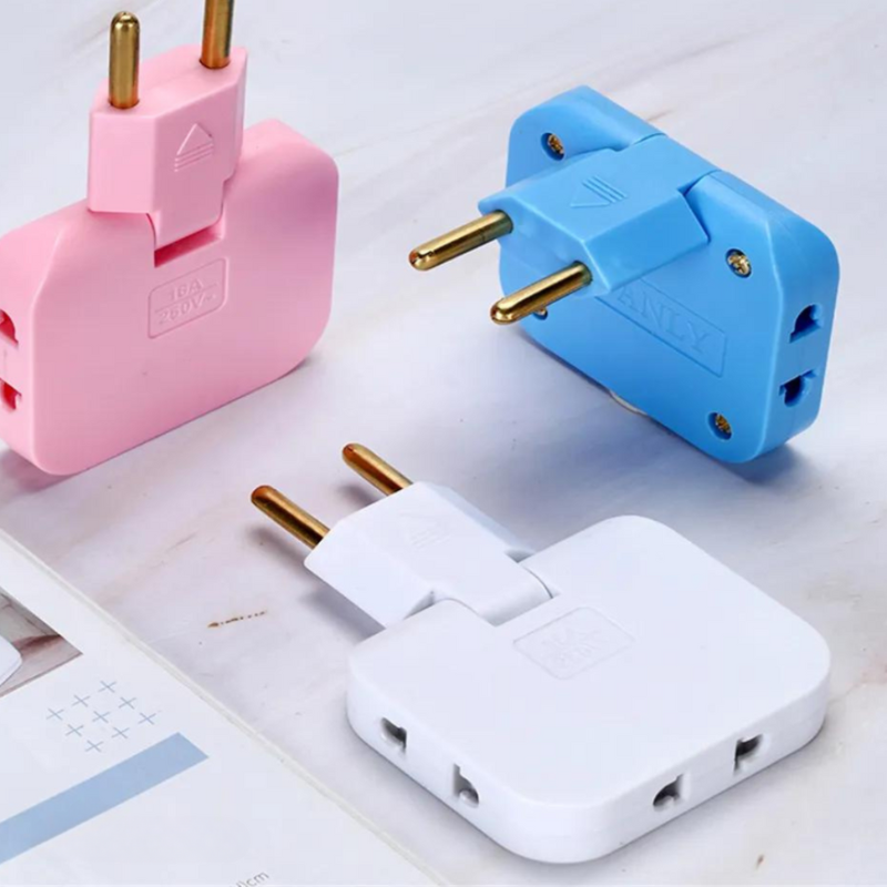 Compact, elegant universal power strip
