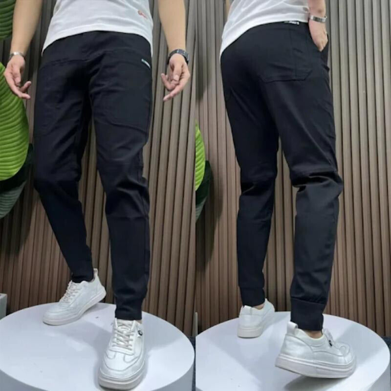 Comfortable cargo pants with large storage capacity