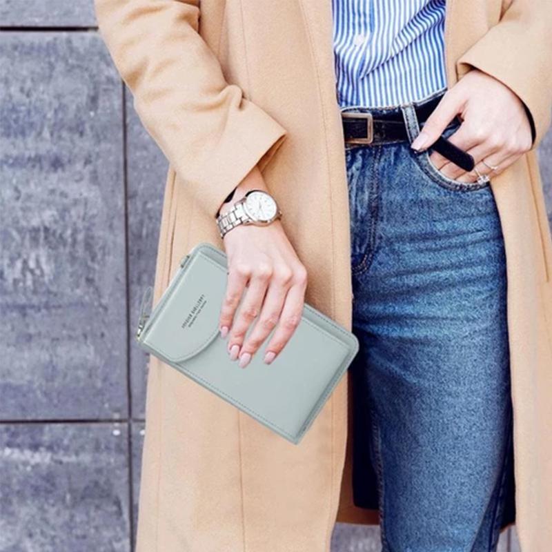 Practical and elegant phone pouch