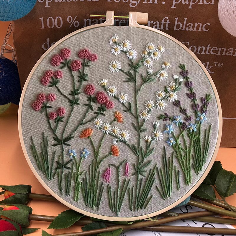 Floral embroidery kit for creative hobbies