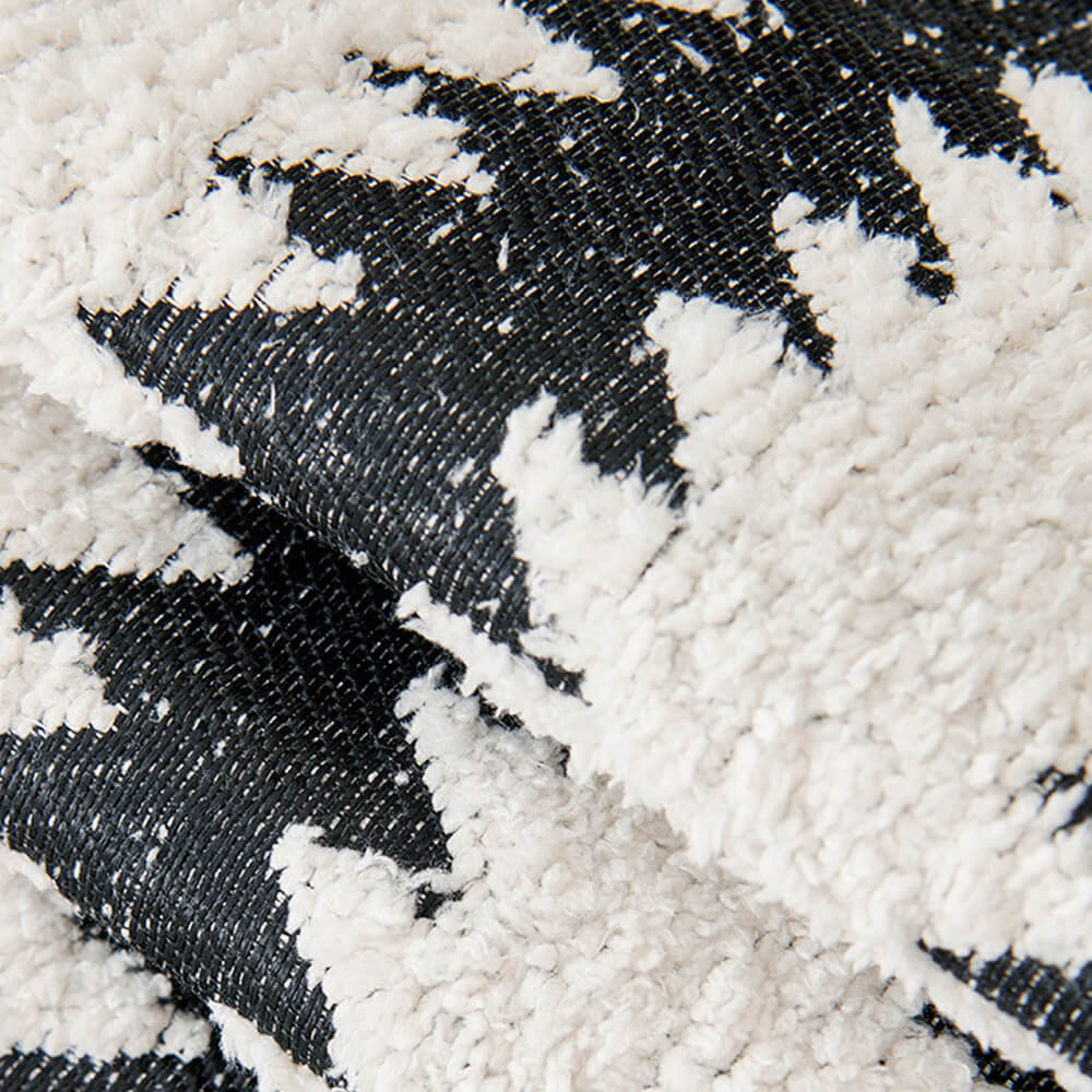 Wavelle LuxeCover™ | Couch Cover with Wavy Edges
