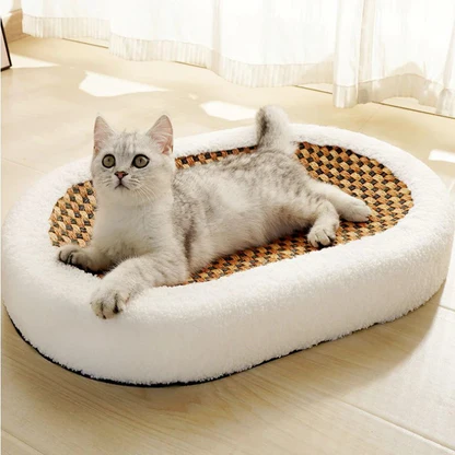 50% off | Cat Scratch Lounge™ - Plush cat bed with scratchable surface
