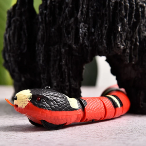 SnakeToy™ - your new, interactive playmate for the cat