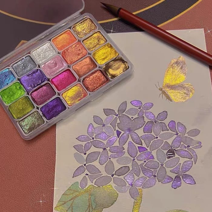 Pearlescent watercolor – Intense brilliance and radiant shades