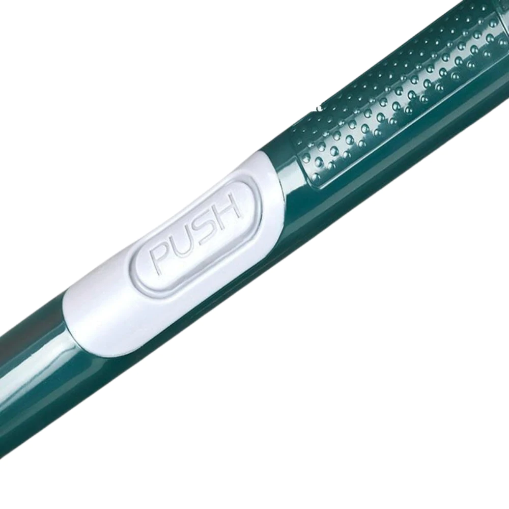 Flexible toilet brush for precise and easy cleaning