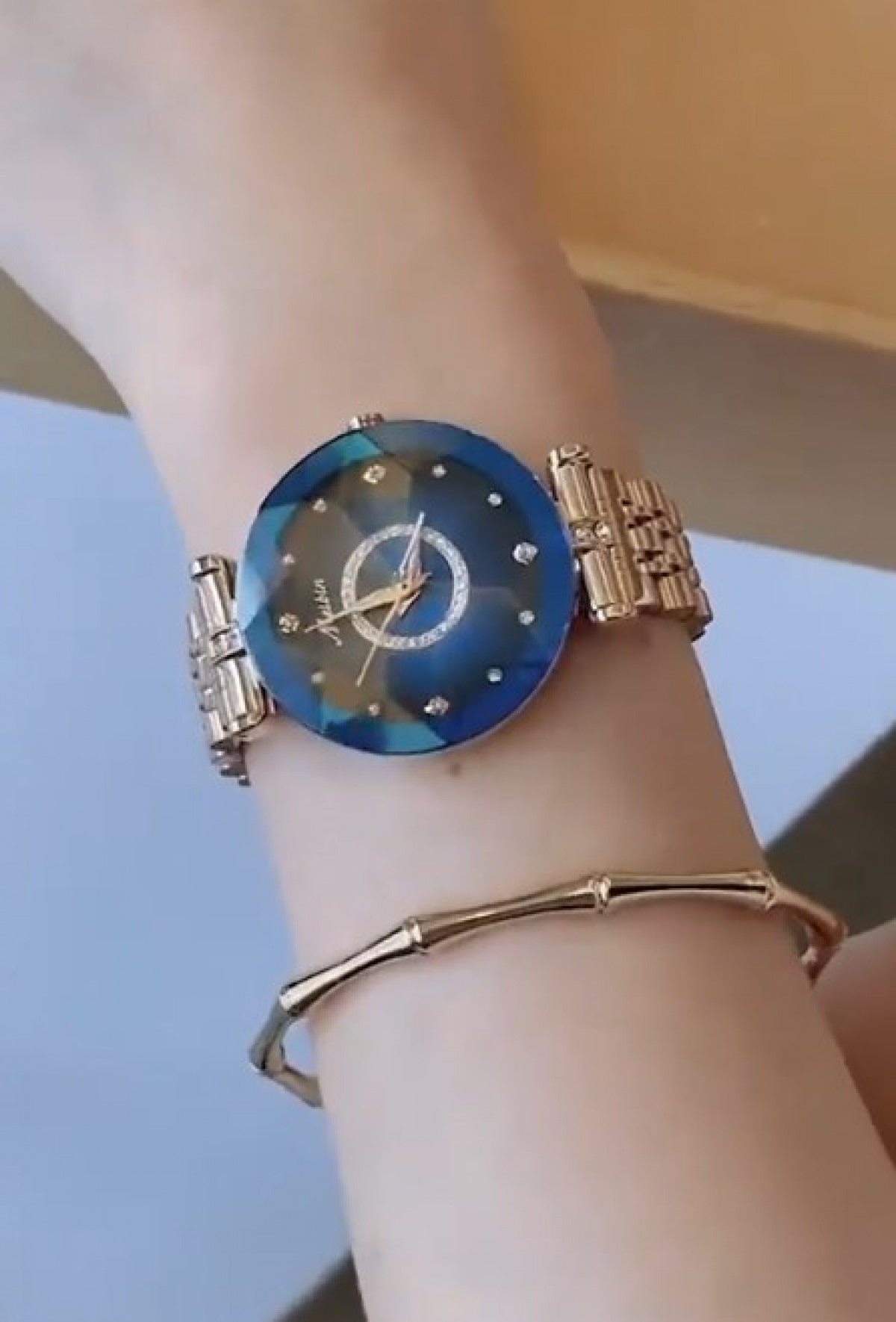 DiamondBloom™ | Sparkling Luxury Diamond Watch