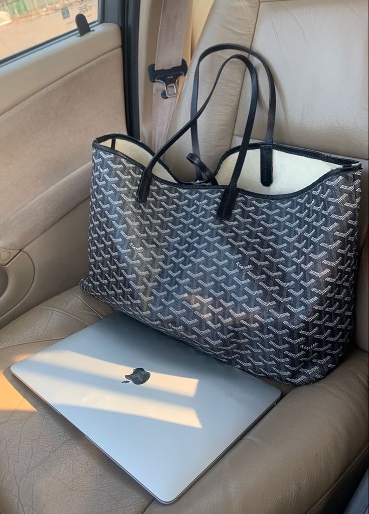 Linea™ | Croyard Bag