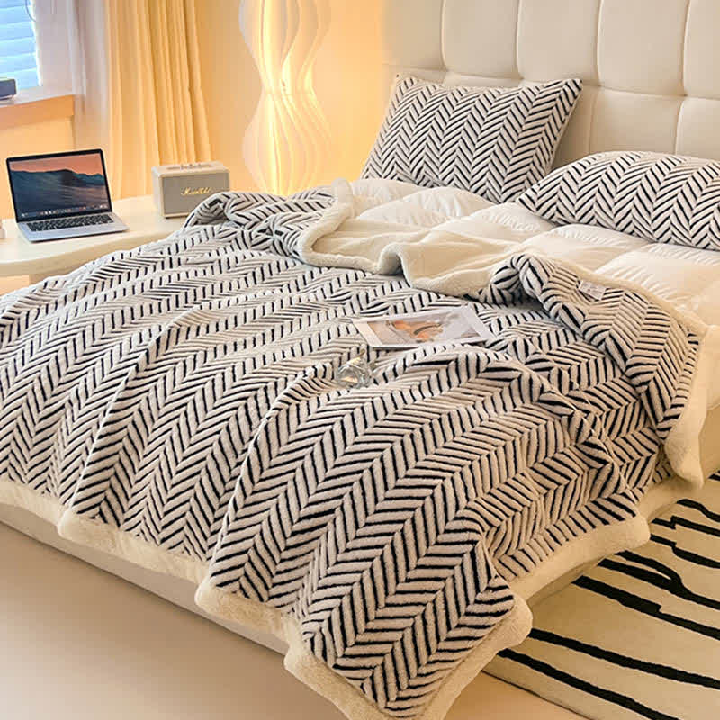 Modern Striped Jacquard Throw Blanket With Plush Texture