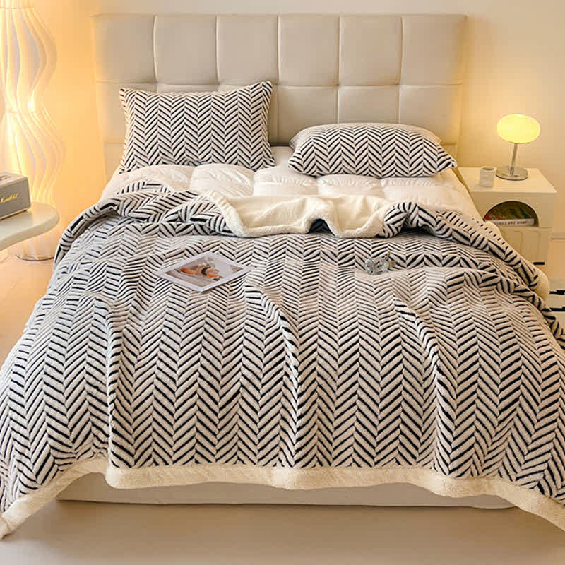 Modern Striped Jacquard Throw Blanket With Plush Texture
