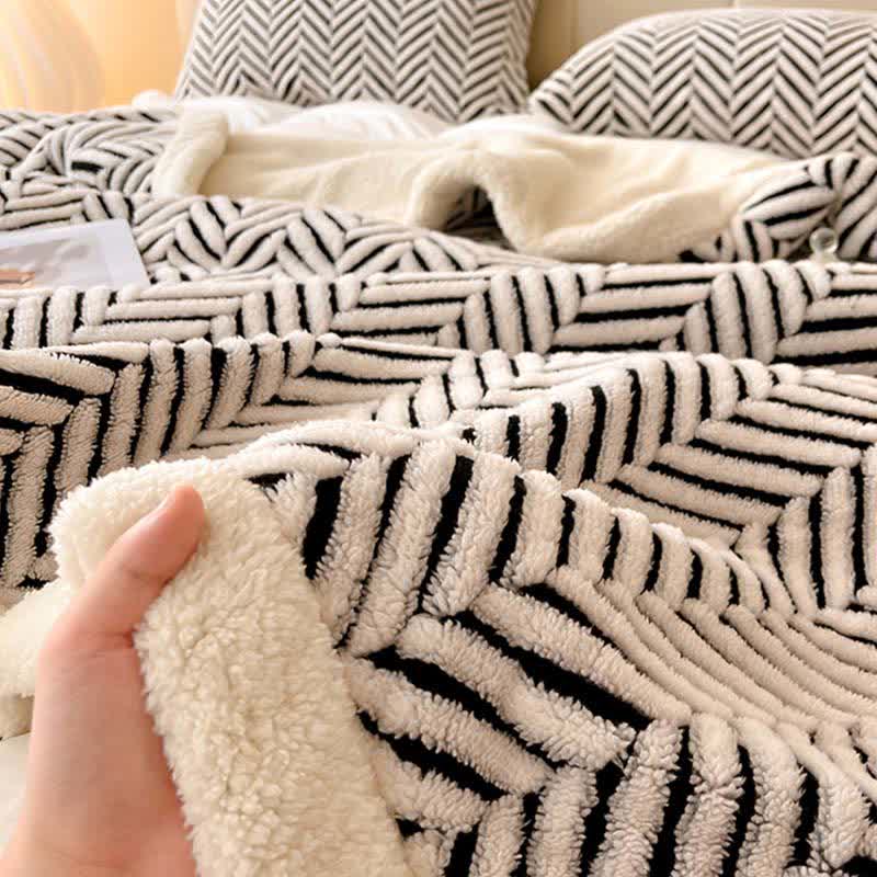 Modern Striped Jacquard Throw Blanket With Plush Texture
