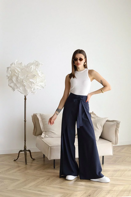 Lina™ – Wide-cut linen trousers