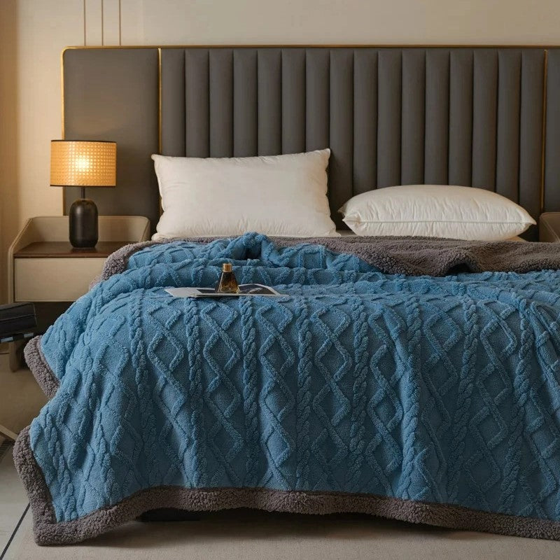 Cable Knit Sherpa Throw Blanket with Cozy Sherpa Lining