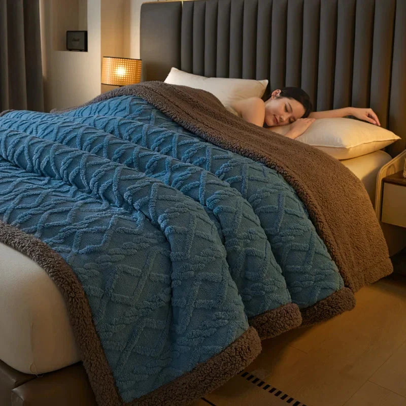 Cable Knit Sherpa Throw Blanket with Cozy Sherpa Lining