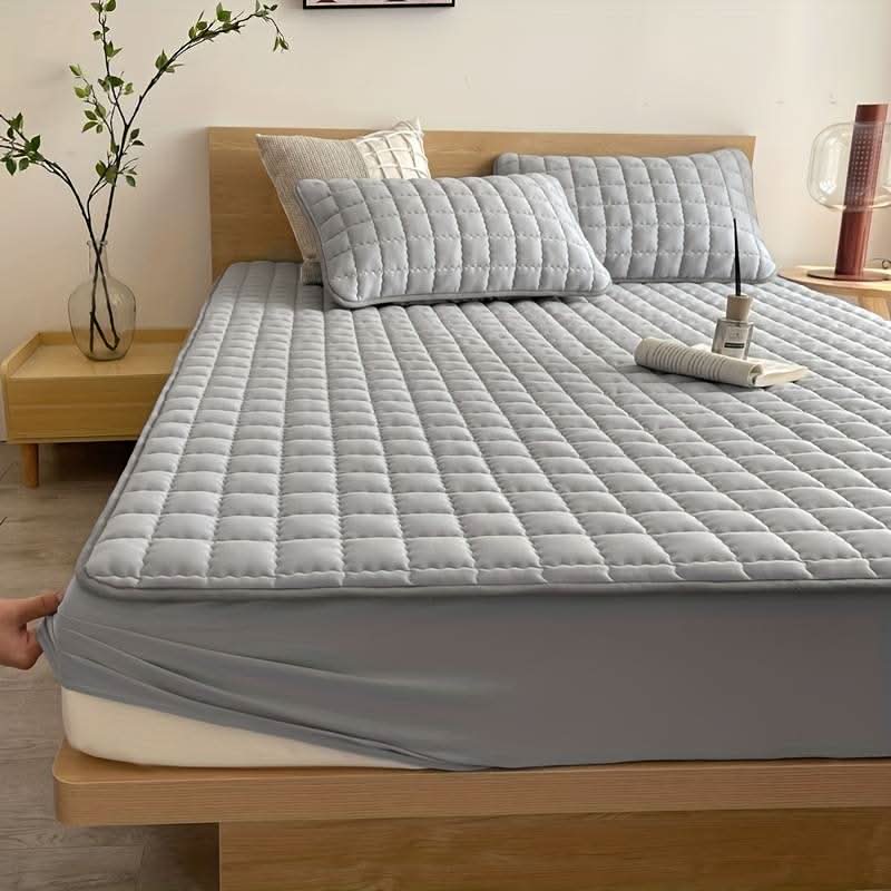 Quilted Mattress Cover With Cushioned Padding