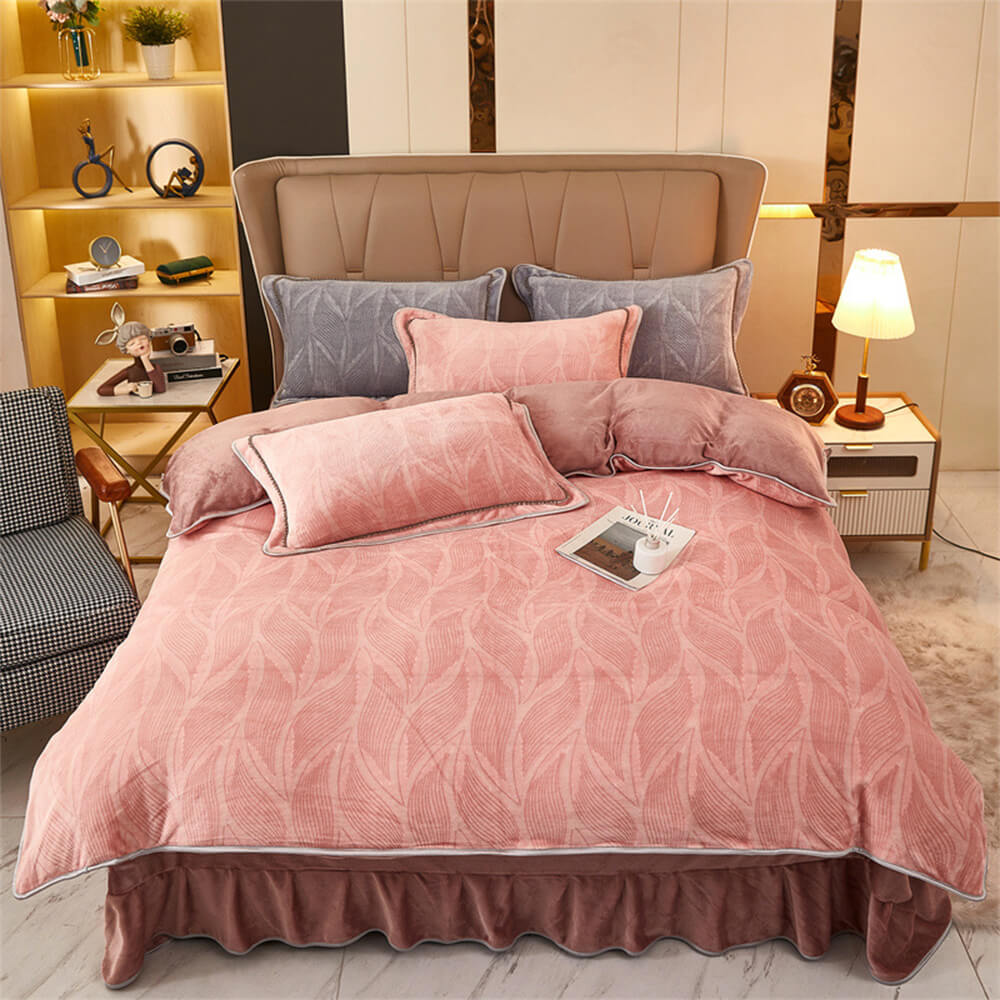 Velvet Bed Sheet Set With Leaf Pattern and Pillow Shams