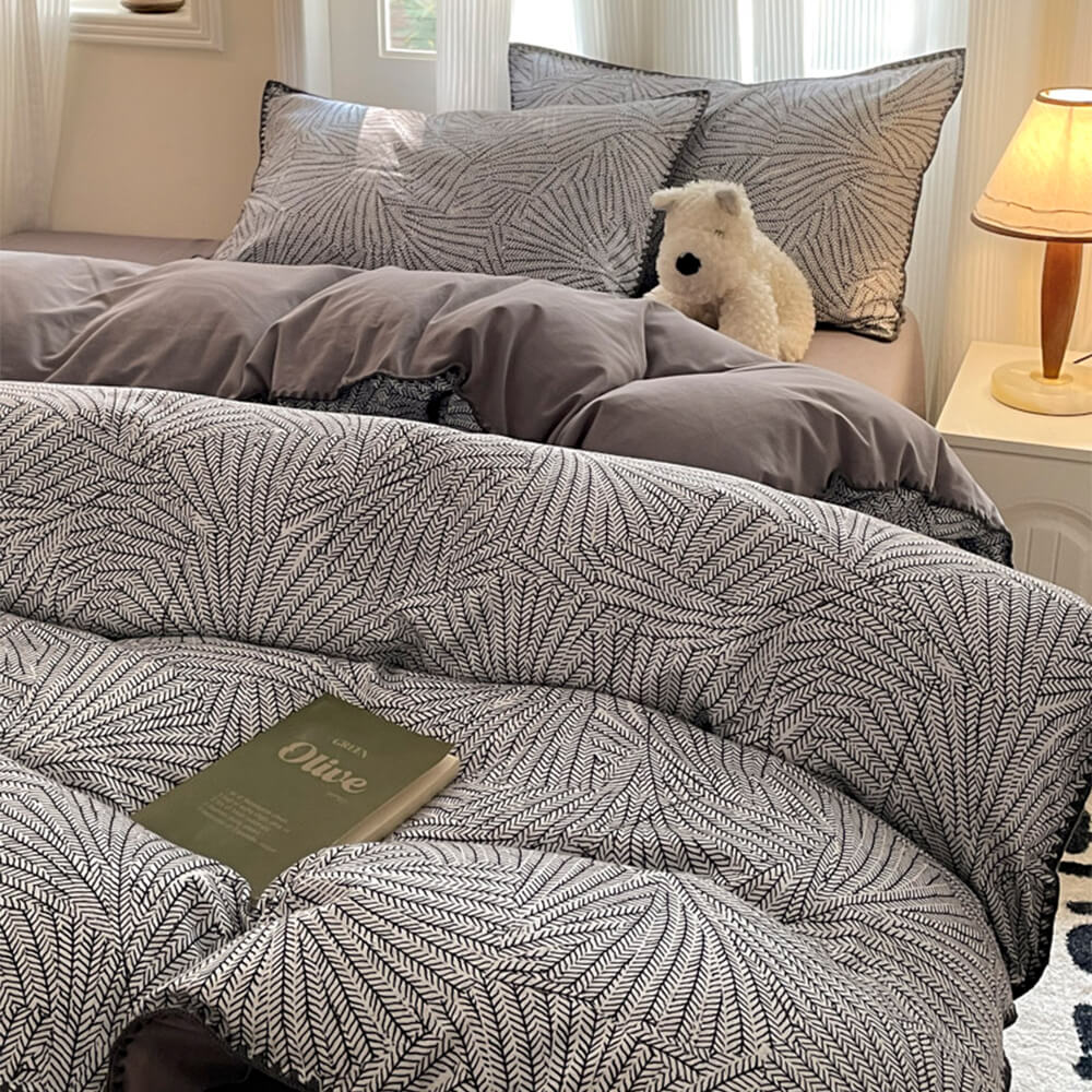 Modern Cotton Bedding Set With Leaf Pattern