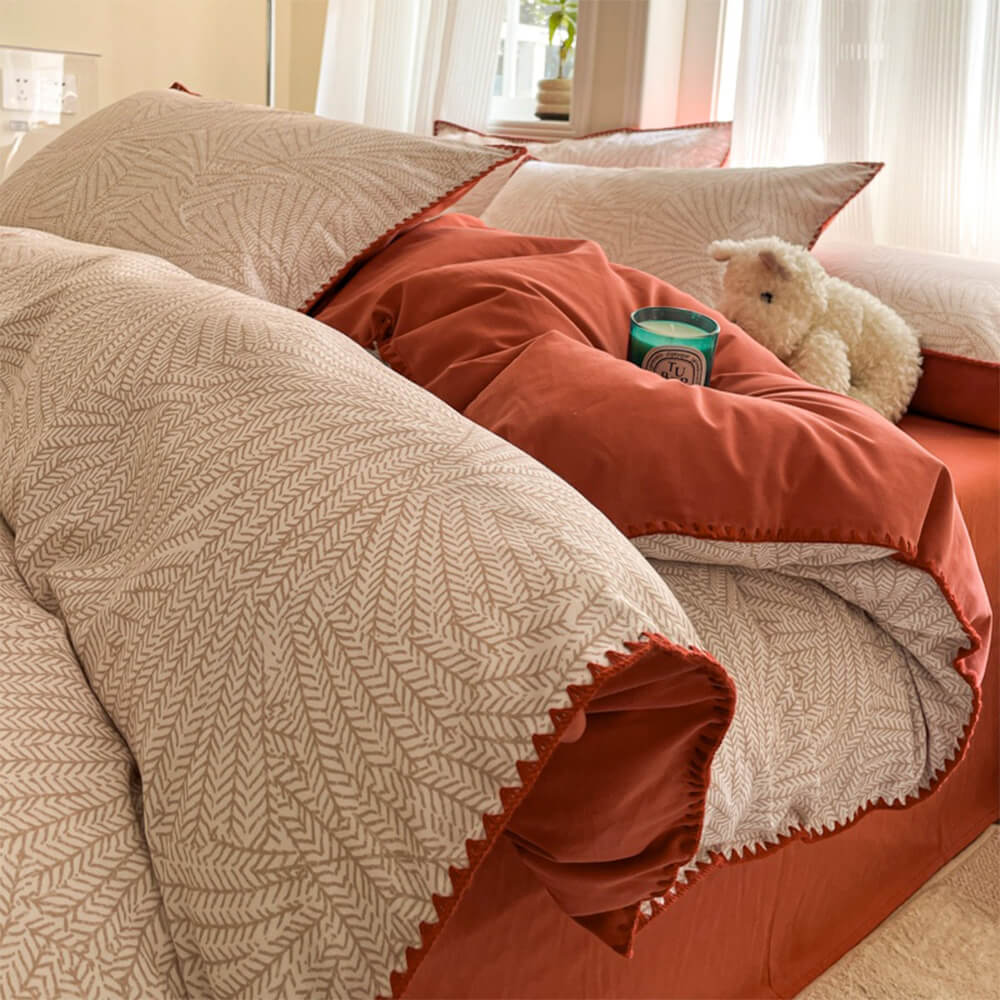 Modern Cotton Bedding Set With Leaf Pattern