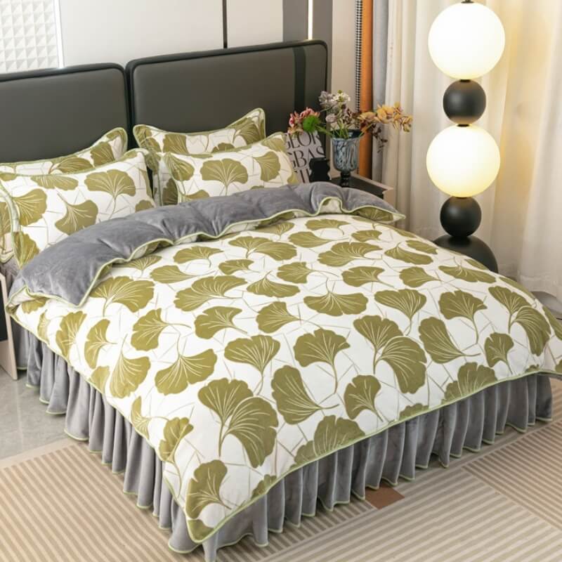 Velvet Bed Sheet Set With Leaf Pattern and Pillow Shams