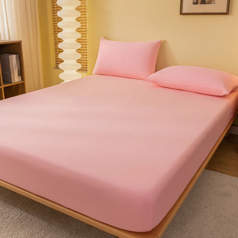 Minimalist Fitted Bed Sheet With Elasticized Edges