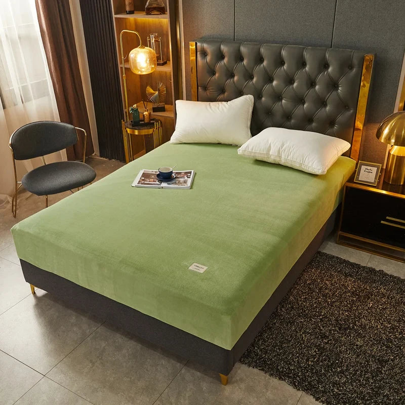 Velvet Fitted Sheet With Elastic Corners